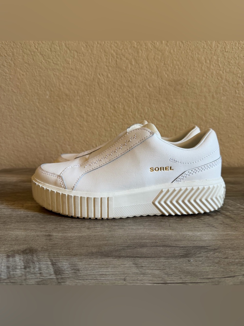Sorel Ona Ave Women's Slip-On Sneaker Size 8 - Picture 3 of 13